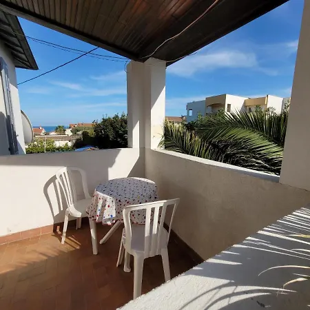 La Désirée - De Villa,62m2 , 3 Pièces , 6 Lits, 8 Persons Max,120m2 Jardin Avec Parking Hébergement de vacances