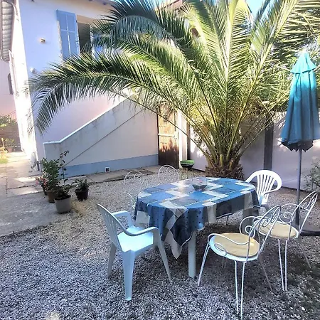 La Desiree - De Villa, 68m2, 8 Personnes Max, Climatise, 4 Etoiles, 120m2 De Jardin Et Parking, Wifi, Vu Holiday home